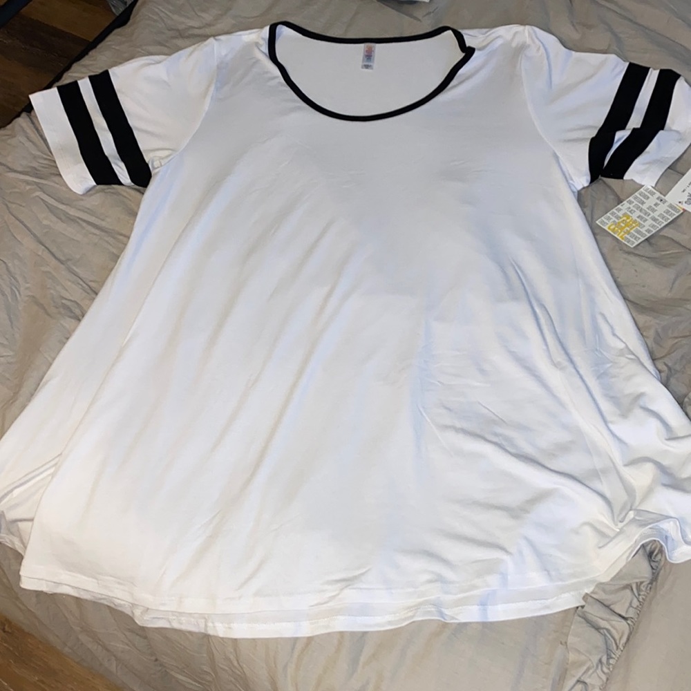 LuLaRoe Perfect T